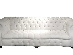 Chesterfield sofa in Linen